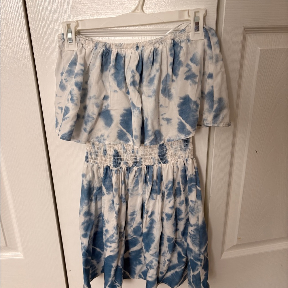 Blue and White Tie-Dye Off-Shoulder Dress Quiet Storm